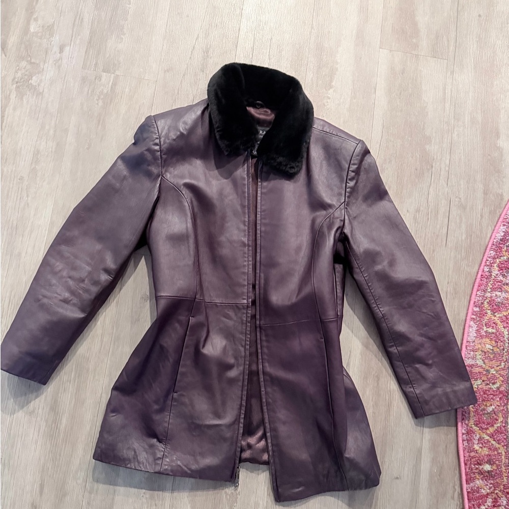 Vintage Centigrade Purple Women's Leather Jacket with Black Fur Collar